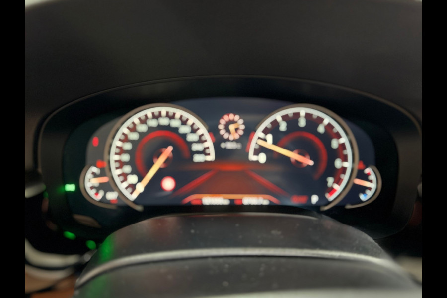 BMW 5 Serie Touring 530i High Executive | Shadow Line | Sportline | Pano | 360° | CoPilot | Parking Pack