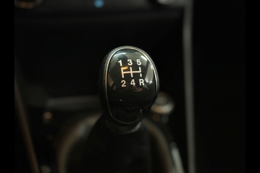 Ford Fiesta 1.1 Trend 5 deurs | Cruise Control | Airco | NAP | Bluetooth | Verwarmde Voorruit