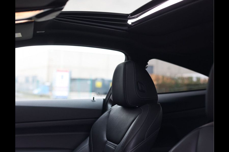 BMW 4 Serie Coupé 420i | M-Sport - HUD - Schuifdak