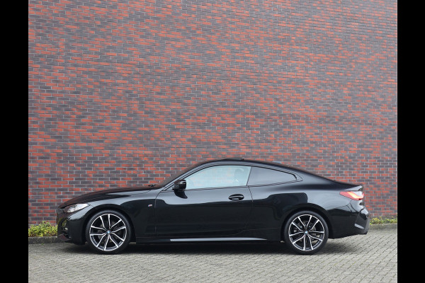 BMW 4 Serie Coupé 420i | M-Sport - HUD - Schuifdak