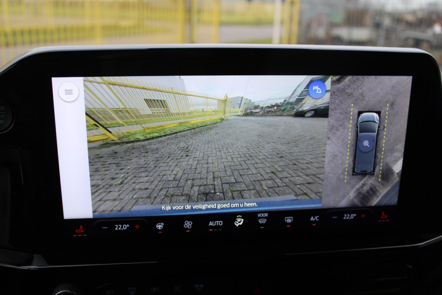 Ford Transit Custom 300 2.0 TDCI Dubbele Cabine L1H1 Limited | Trekhaak | Driver Assistance Pack | Stuurwielverwarming | Dubbele Zijschuifdeur | Camera | Navigatie