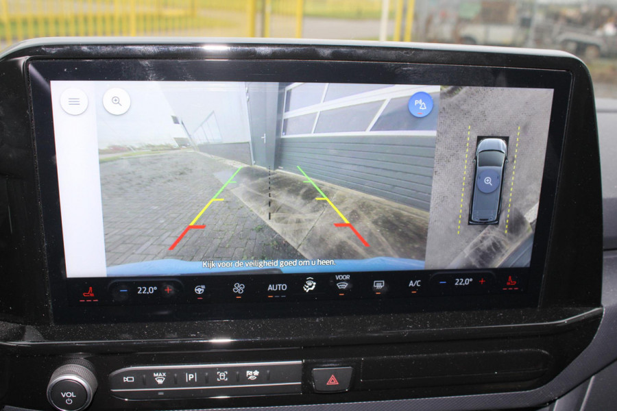 Ford Transit Custom 300 2.0 TDCI Dubbele Cabine L1H1 Limited | Trekhaak | Driver Assistance Pack | Stuurwielverwarming | Dubbele Zijschuifdeur | Camera | Navigatie