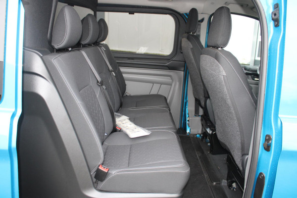 Ford Transit Custom 300 2.0 TDCI Dubbele Cabine L1H1 Limited | Trekhaak | Driver Assistance Pack | Stuurwielverwarming | Dubbele Zijschuifdeur | Camera | Navigatie