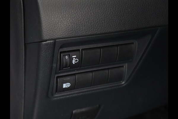 Toyota Yaris Cross 1.5 Hybrid 115 First Edition | Afneembare trekhaak | Navigatie | Apple Carplay & AndroidAUTO |