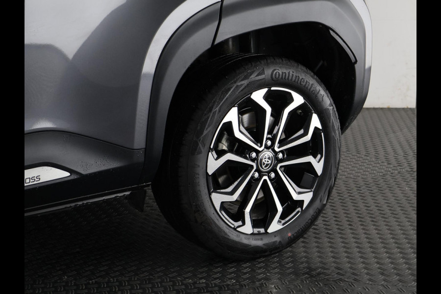 Toyota Yaris Cross 1.5 Hybrid 115 First Edition | Afneembare trekhaak | Navigatie | Apple Carplay & AndroidAUTO |