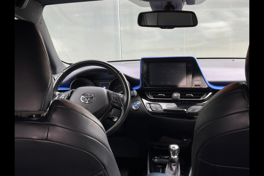 Toyota C-HR 1.8 Hybrid Bi-Tone Leder|Camera|Dealer Onderhouden