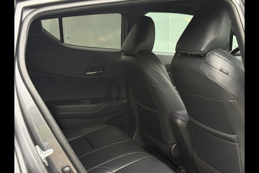 Toyota C-HR 1.8 Hybrid Bi-Tone Leder|Camera|Dealer Onderhouden