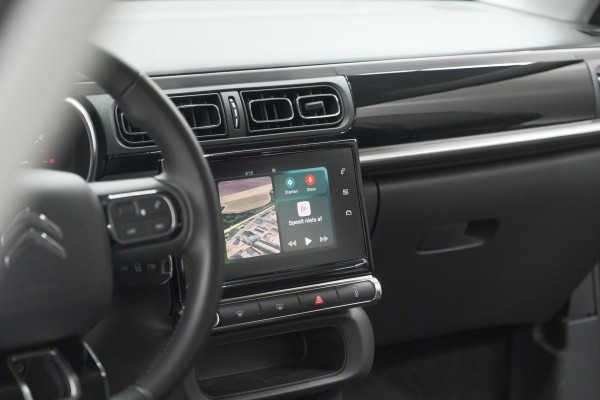 Citroën C3 PureTech 82 Shine | Trekhaak | Camera | Apple Carplay | Navigatie