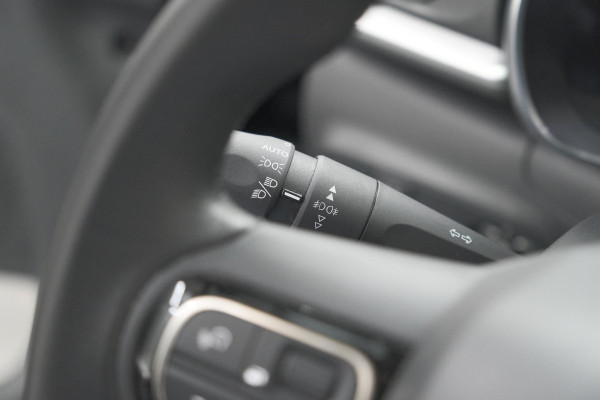 Citroën C3 PureTech 82 Shine | Trekhaak | Camera | Apple Carplay | Navigatie