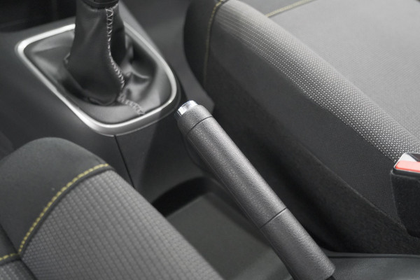 Citroën C3 PureTech 82 Shine | Trekhaak | Camera | Apple Carplay | Navigatie