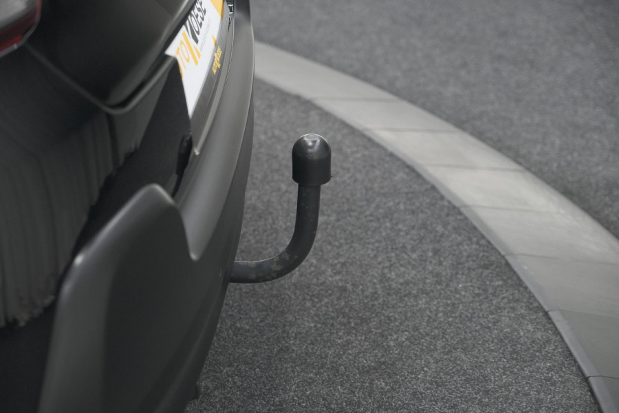 Citroën C3 PureTech 82 Shine | Trekhaak | Camera | Apple Carplay | Navigatie