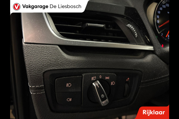 BMW X2 SDrive20i High Executive/M-pakket/leer/navi/camera/head up/stoelverw