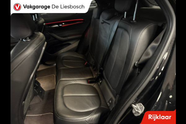 BMW X2 SDrive20i High Executive/M-pakket/leer/navi/camera/head up/stoelverw