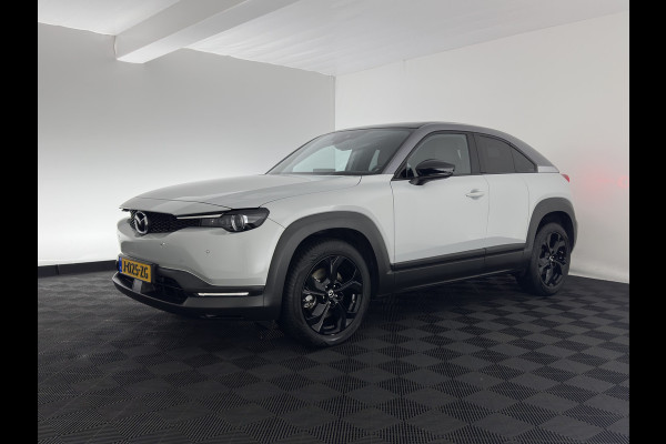 Mazda MX-30 e-SkyActiv 145 First Edition 36 kWh {SOH-94%} (INCL-BTW) Aut.*LEATHER-MICROFIBRE | FULL-LED | NAVI-FULLMAP | KEYLESS | BLIND-SPOT |  ADAPTIVE-CRUISE | HEAD-UP | CAMERA | DIGI-COCKPIT | MEMORY-PACK | SHIFT-PADDLES | 18"ALU*