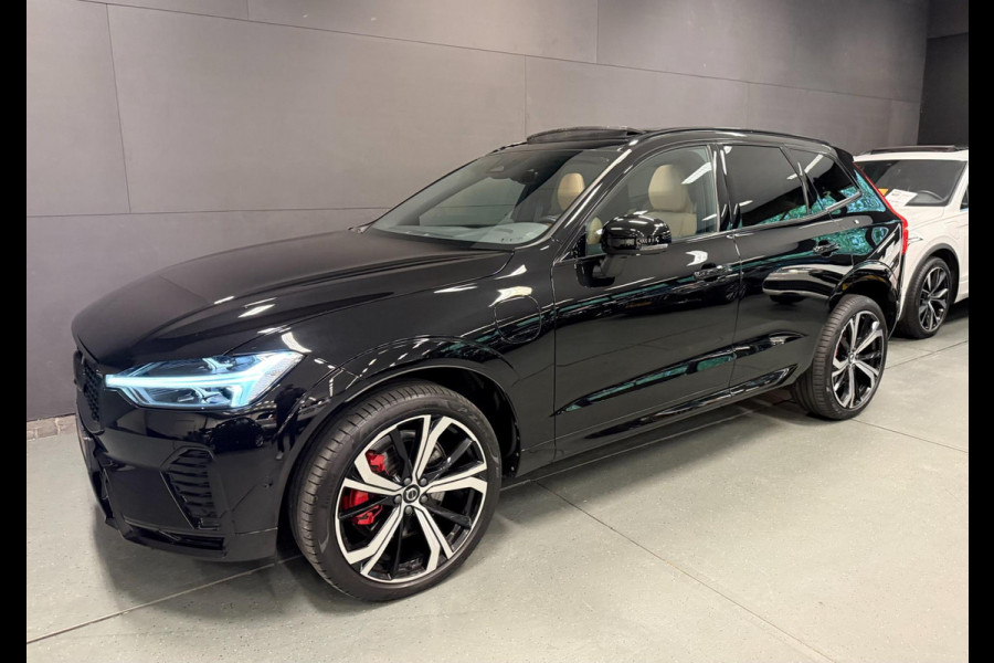 Volvo XC60 2.0 T8 Plug-in hybrid AWD 456PK BLACK-LINE R-DESIGN PANO/360CAM/H&K/STOEL-M/CARPLAY/