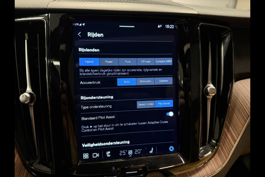 Volvo XC60 2.0 T8 Plug-in hybrid AWD 456PK BLACK-LINE R-DESIGN PANO/360CAM/H&K/STOEL-M/CARPLAY/