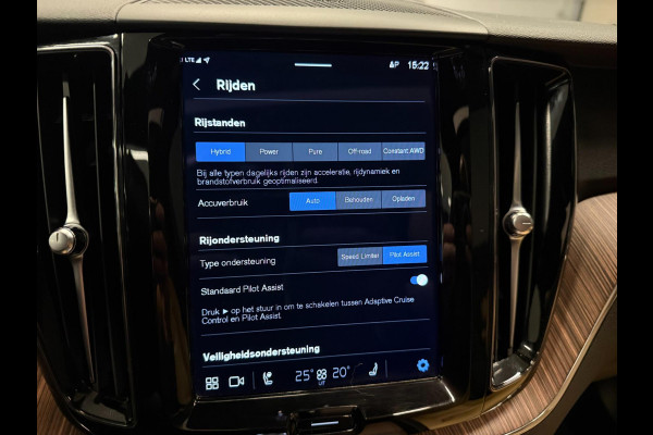 Volvo XC60 2.0 T8 Plug-in hybrid AWD 456PK BLACK-LINE R-DESIGN PANO/360CAM/H&K/STOEL-M/CARPLAY/