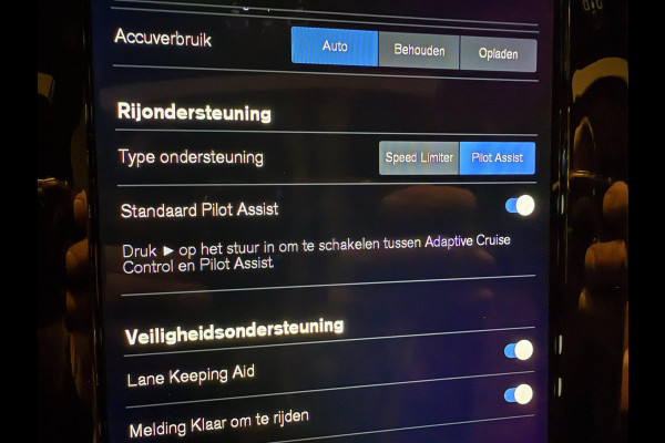 Volvo XC60 2.0 T8 Plug-in hybrid AWD 456PK BLACK-LINE R-DESIGN PANO/360CAM/H&K/STOEL-M/CARPLAY/