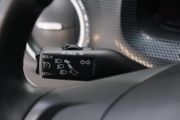 Volkswagen e-Up! N.A.P. Airco, Cruise, PDC, Carplay, Camera.