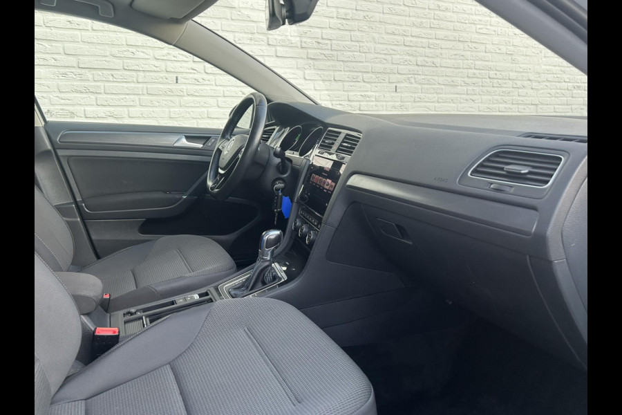 Volkswagen e-Golf E-Golf Full Led Carplay Clima Pdc Adaptive cruise Aut Verlichting Stoelverwarming