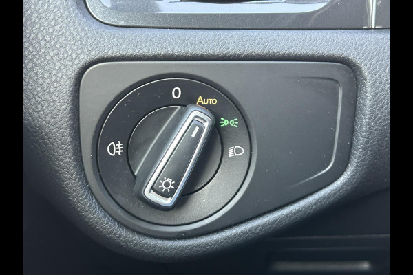 Volkswagen e-Golf E-Golf Full Led Carplay Clima Pdc Adaptive cruise Aut Verlichting Stoelverwarming