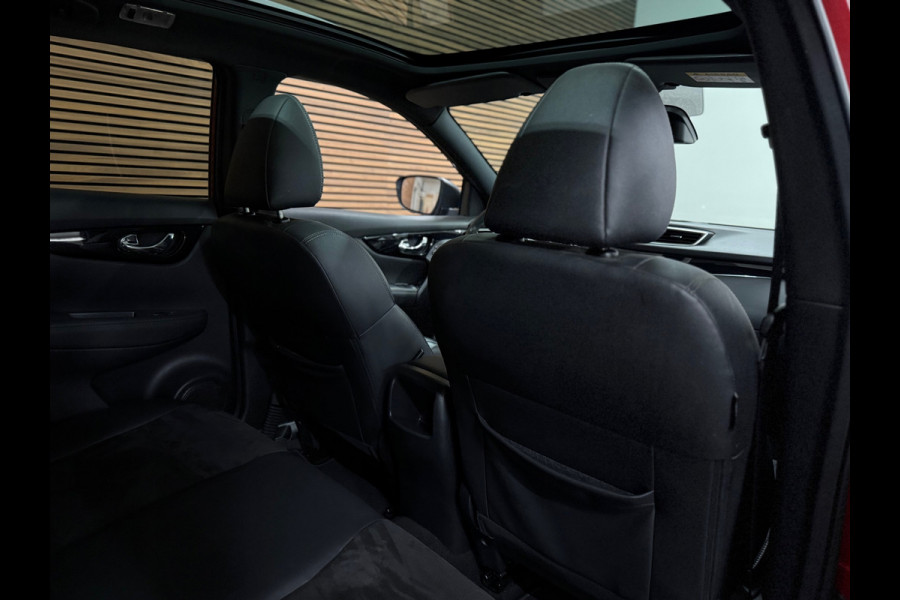 Nissan QASHQAI 1.6 N-Vision 163 PK | Pano | Trekhaak | 360° Camera | Cruise Control | Navigatie | Half leder
