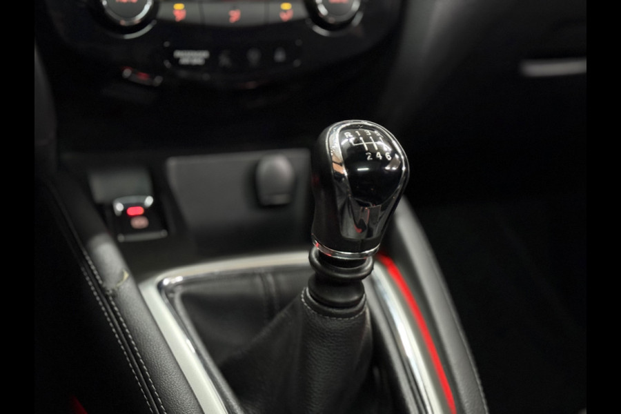 Nissan QASHQAI 1.6 N-Vision 163 PK | Pano | Trekhaak | 360° Camera | Cruise Control | Navigatie | Half leder