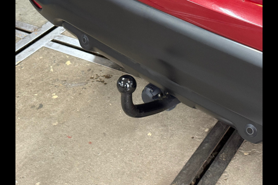 Nissan QASHQAI 1.6 N-Vision 163 PK | Pano | Trekhaak | 360° Camera | Cruise Control | Navigatie | Half leder