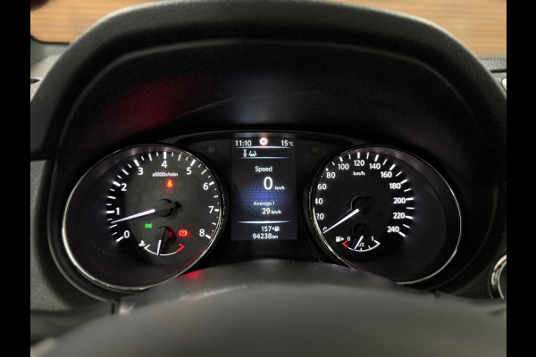 Nissan QASHQAI 1.6 N-Vision 163 PK | Pano | Trekhaak | 360° Camera | Cruise Control | Navigatie | Half leder