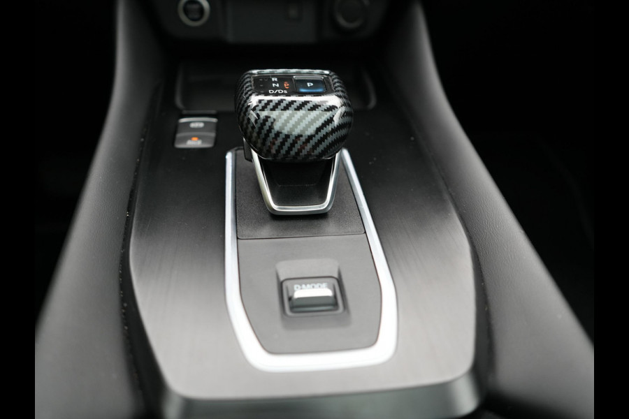 Nissan QASHQAI 1.3 MHEV N-Connecta 158pk Automaat | Panodak | Trekhaak Afn. | Adaptive Cruise | 360 Camera | Keyless | BLIS | Virtual | Apple Carplay | 18"L.M |