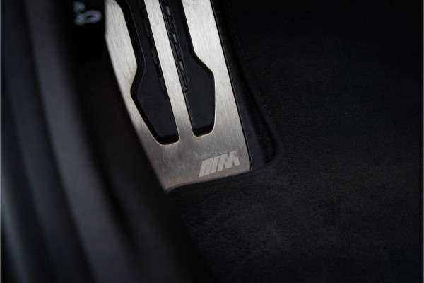 BMW 3 Serie Touring M3 xDrive Competition - Individual Kyalami - Drivers Package