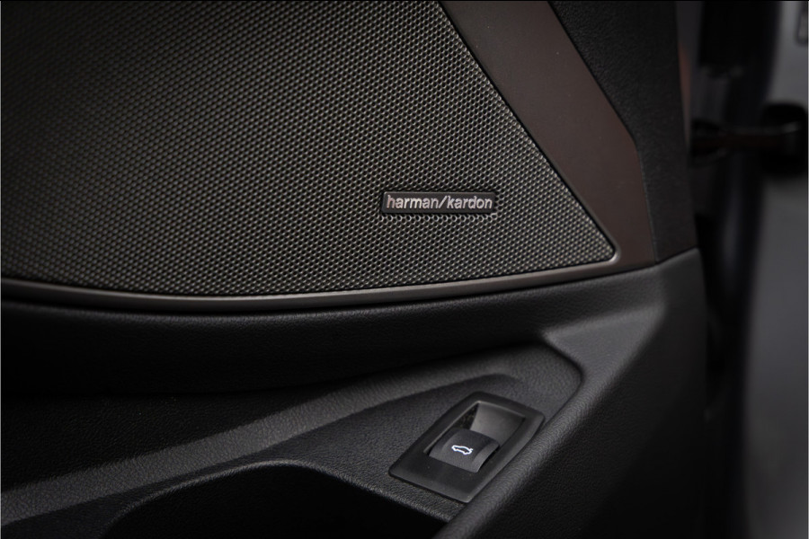 BMW 3 Serie Touring M3 xDrive Competition - Individual Kyalami - Drivers Package