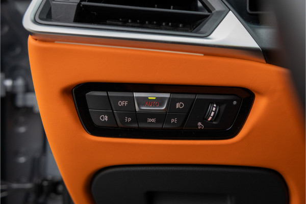 BMW 3 Serie Touring M3 xDrive Competition - Individual Kyalami - Drivers Package