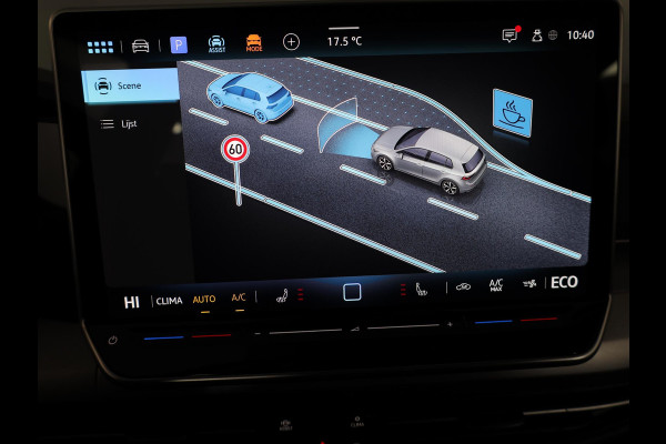 Volkswagen Golf 1.5 eHybrid Life Edition 204 pk Automaat (DSG) | Verlengde garantie | Navigatie via App | Parkeersensoren (Park assist) | Achteruitrijcamera | Stoelverwarming |