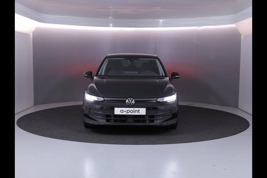 Volkswagen Golf 1.5 eHybrid Life Edition 204 pk Automaat (DSG) | Verlengde garantie | Navigatie via App | Parkeersensoren (Park assist) | Achteruitrijcamera | Stoelverwarming |
