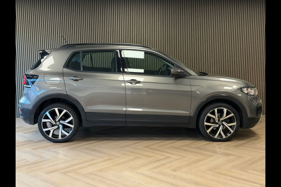 Volkswagen T-Cross 1.0 TSI Style AUT. NAVIGATIE CAMERA APPLE CARPLAY PDC CRUISE STOELVERWARMING KEYLESS-GO START/STOP