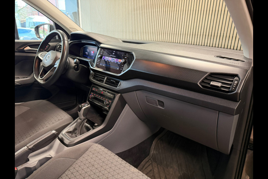 Volkswagen T-Cross 1.0 TSI Style AUT. NAVIGATIE CAMERA APPLE CARPLAY PDC CRUISE STOELVERWARMING KEYLESS-GO START/STOP