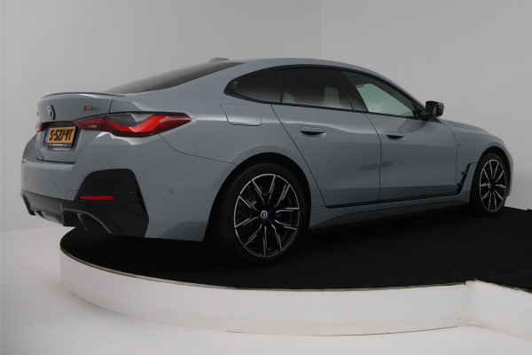 BMW i4 M50 High Executive 84 kWh (STOELVERWARMING, ADAPTIEVE CRUISE CONTROL, NAVIGATIE, CARPLAY)