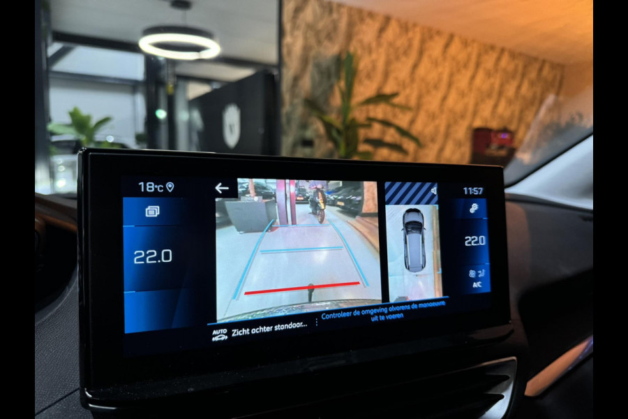 Peugeot 5008 1.2 PureTech Blue Lease Allure 7P. NAP Garantie Trekhaak Carplay Elek Achterklep Cruise Clima Navi Led Sfeer Rijklaar