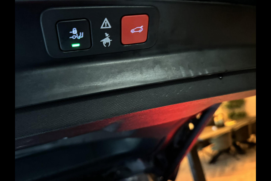 Peugeot 5008 1.2 PureTech Blue Lease Allure 7P. NAP Garantie Trekhaak Carplay Elek Achterklep Cruise Clima Navi Led Sfeer Rijklaar