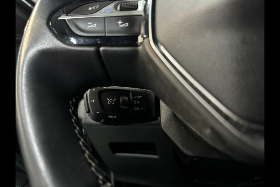 Peugeot 5008 1.2 PureTech Blue Lease Allure 7P. NAP Garantie Trekhaak Carplay Elek Achterklep Cruise Clima Navi Led Sfeer Rijklaar