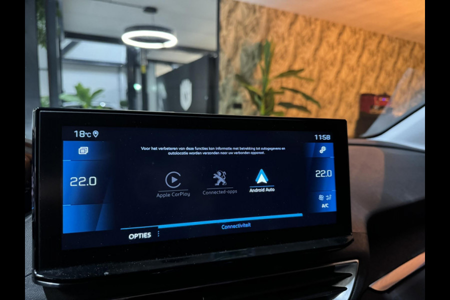 Peugeot 5008 1.2 PureTech Blue Lease Allure 7P. NAP Garantie Trekhaak Carplay Elek Achterklep Cruise Clima Navi Led Sfeer Rijklaar