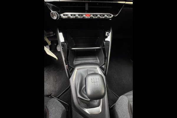 Peugeot 208 1.2 PureTech Active Pack 21.000 KM - Apple CarPlay / Navigatie I Airco I LED I Veiligheid pakket I Dealer onderhouden