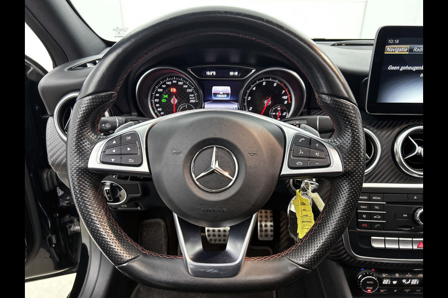 Mercedes-Benz A-Klasse 180 AMG Automaat (Dealer OnderH, NL-auto, Panorama, SfeerV, Harman/ Kardon, Carplay, Navi, Etc)