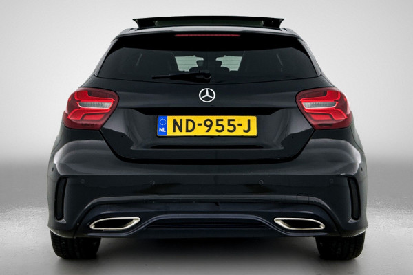 Mercedes-Benz A-Klasse 180 AMG Automaat (Dealer OnderH, NL-auto, Panorama, SfeerV, Harman/ Kardon, Carplay, Navi, Etc)