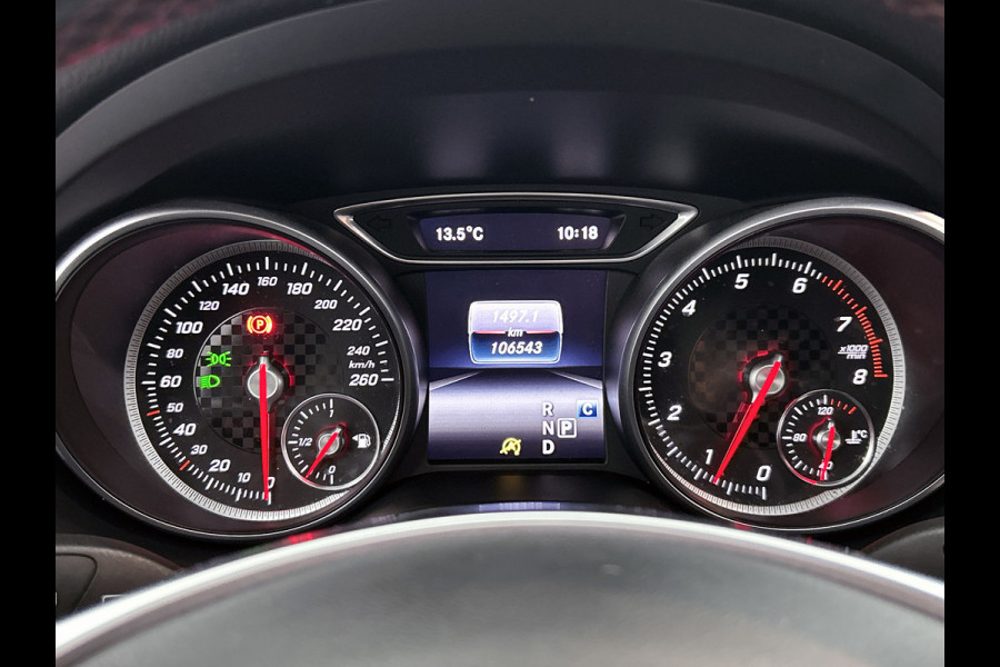 Mercedes-Benz A-Klasse 180 AMG Automaat (Dealer OnderH, NL-auto, Panorama, SfeerV, Harman/ Kardon, Carplay, Navi, Etc)