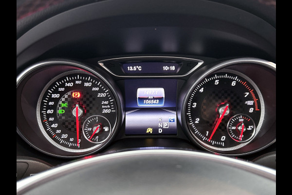 Mercedes-Benz A-Klasse 180 AMG Automaat (Dealer OnderH, NL-auto, Panorama, SfeerV, Harman/ Kardon, Carplay, Navi, Etc)
