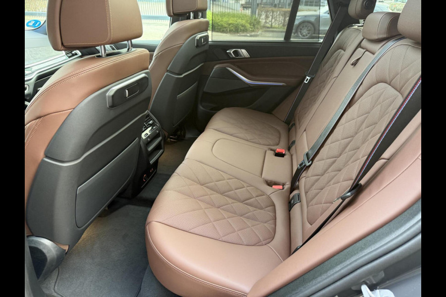 BMW X5 xDrive50e PANO HEAD UP LED DRAVITGRAU