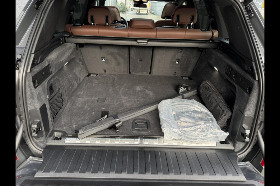 BMW X5 xDrive50e PANO HEAD UP LED DRAVITGRAU