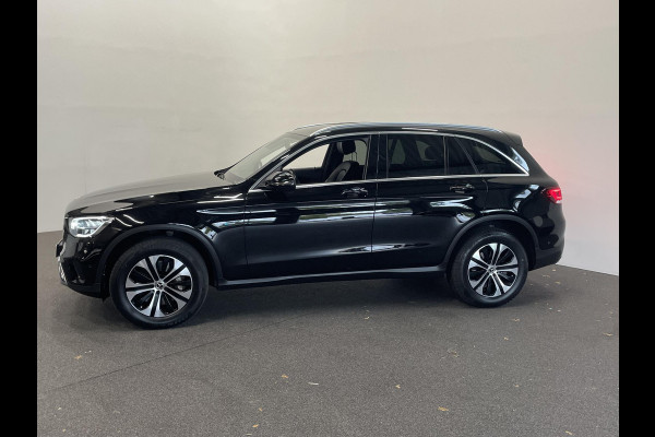 Mercedes-Benz GLC 300e 4MATIC 320pk Automaat PHEV Business Solution | Climate Control | Leder | Navigatie | Apple Carplay/Android Auto | Distronic | LED | High Performance | 18" Lichtmetalen Velgen | Privacy Glass | PDC VA + 360 Camera